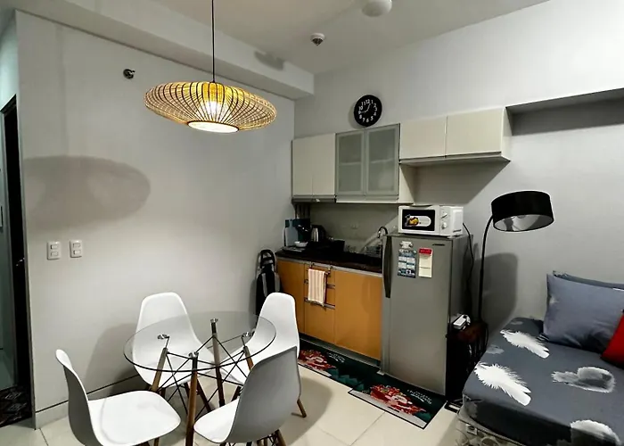 Erilen's Haven Aparthotel Manila